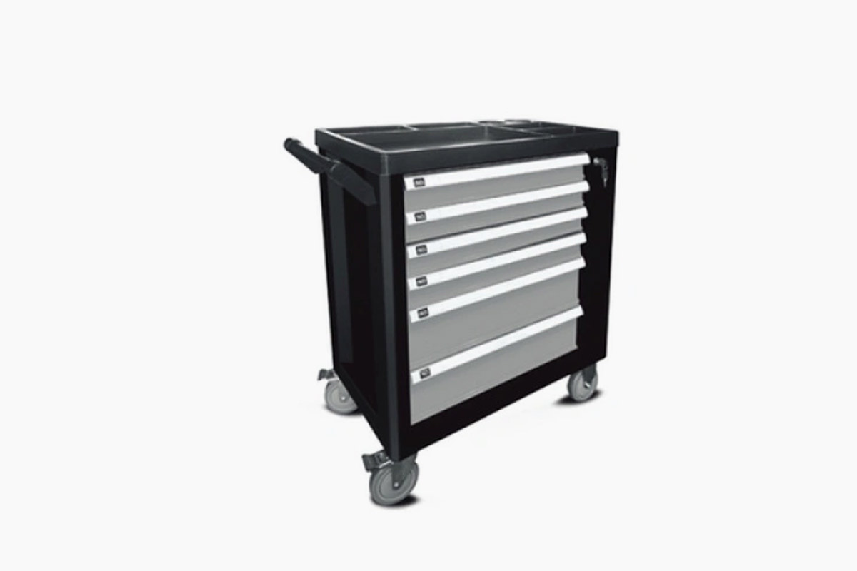 Инструментальная тележка различных типов