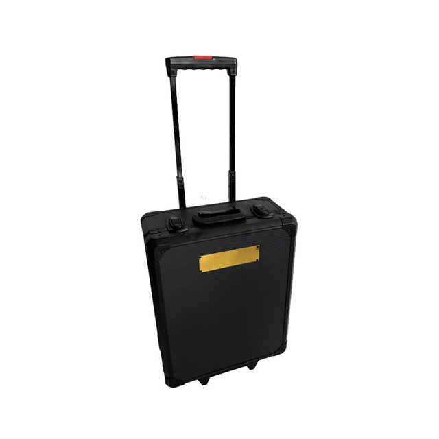 Тележка с незаменимым набором инструментов DIY со шкафом